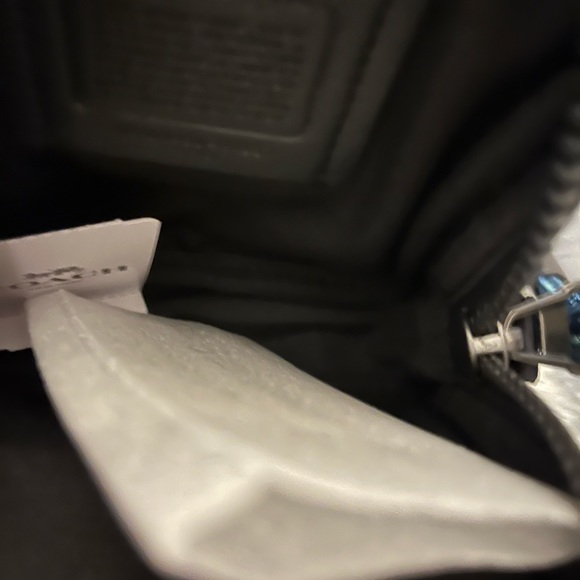 NWT! Coach Disney Dumbo 3 set - Picture 7 of 13